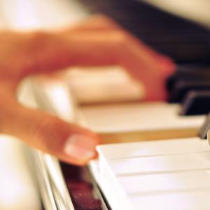 操人妻在线视频
